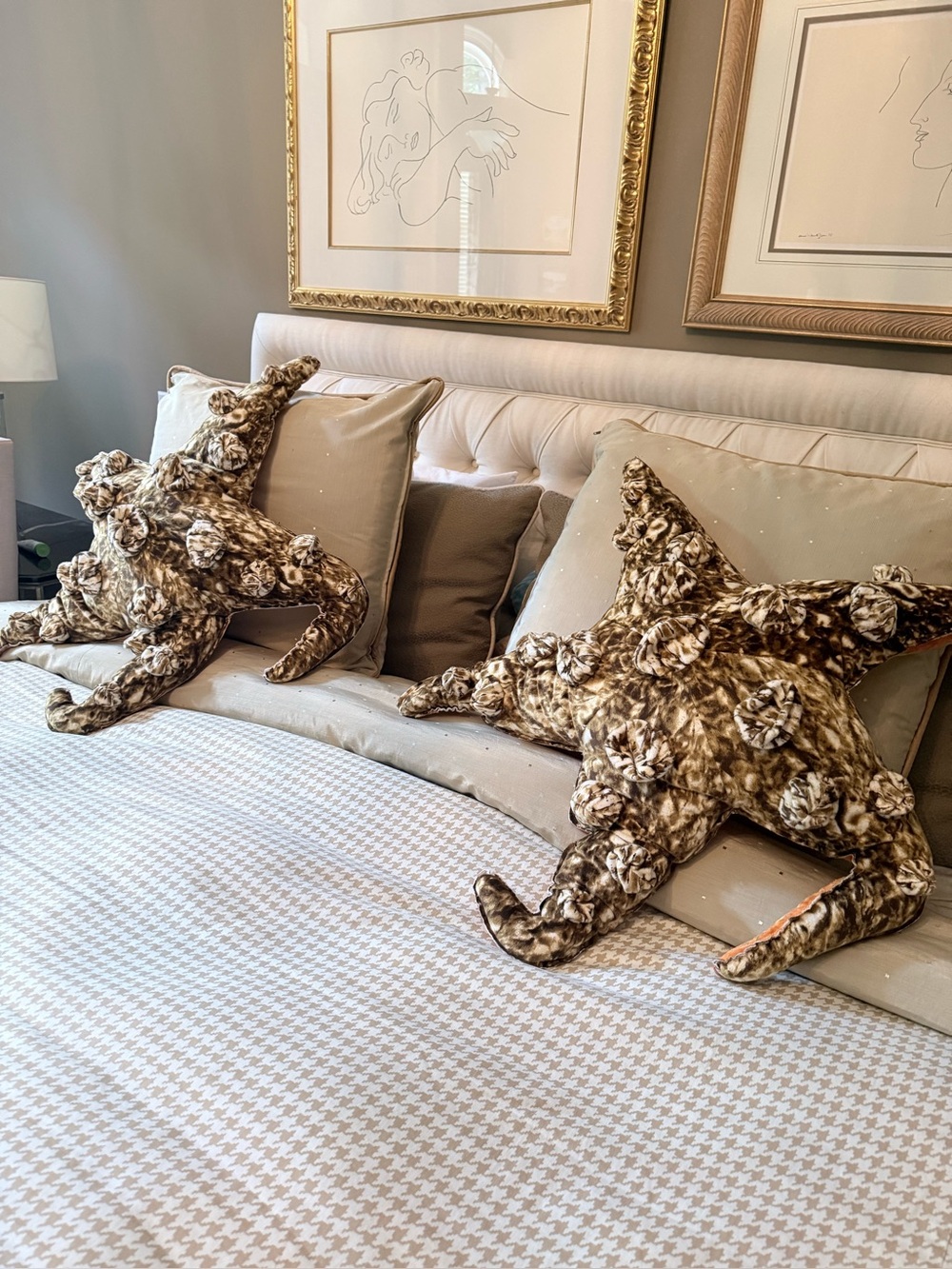 Cirque du Soliel Starfish Decorative Throw Pillow — Brown and Beige with Pink